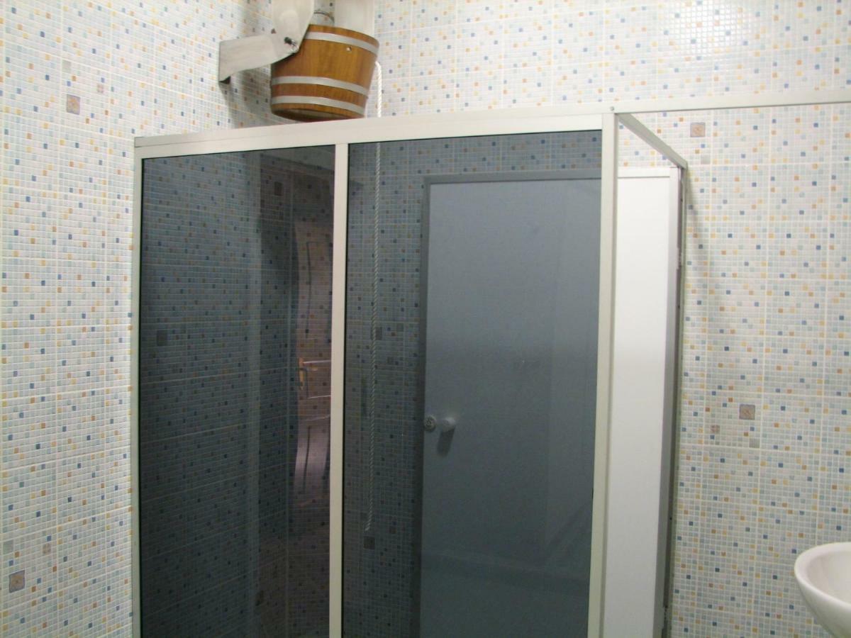 Hotel Fortuna Dávod 外观 照片